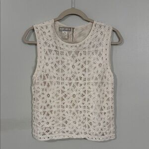Elegant Lace Sleeveless Blouse
